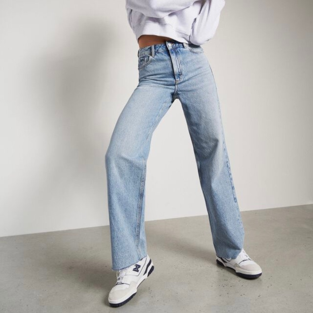 Dynamite Heidi Wide Leg Jeans
